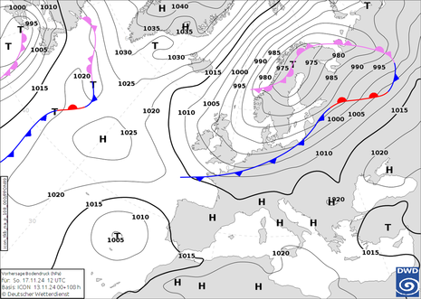 Karte Europa und Nordatlantik mit Vorhersage von Bodendruck und Fronten aus dem ICON-Modell für Sonntag, 17.11.2024 mittags (Quelle Deutscher Wetterdienst)