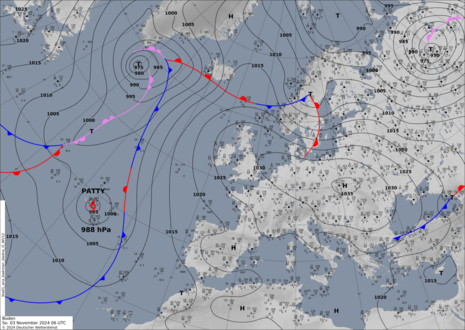 Analysekarte Sonntag 03.11.2024 um 06 UTC. Ein ausgeprägtes Hochdruckgebiet befindet sich über Mitteleuropa. (Quelle DWD)