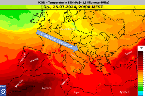 Kartenausschnitt zeigt Europa und Nordafrika. Dargestellt ist die vorhergesagte Temperatur in rund 1,5 Kilometern Höhe für Donnerstag, den 25. Juli 2024. Der Pfeil verdeutlicht die Zugrichtung der etwas kühleren Meeresluft . (Quelle DWD)