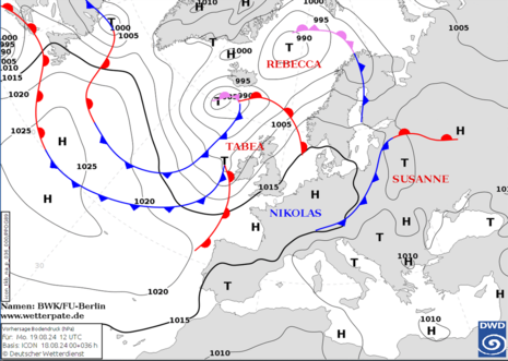 Prognostizierte Wetterlage vom 19. August 2024 mit Hoch NIKOLAS über Deutschland und Tief RABEA in Lauerstellung bei Irland. (Quelle TKB – VBZ - DWD)