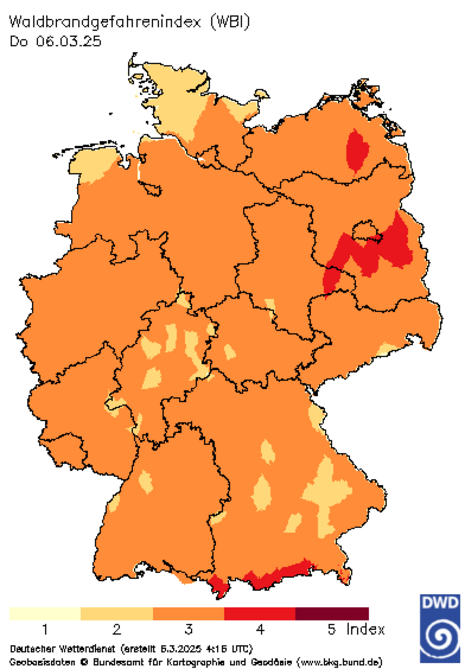 Deutschlandkarte mit Einteilung nach Waldbrandgefahrenindex. Aktuell Stufe 2 bis 4 von 5. (Quelle DWD)